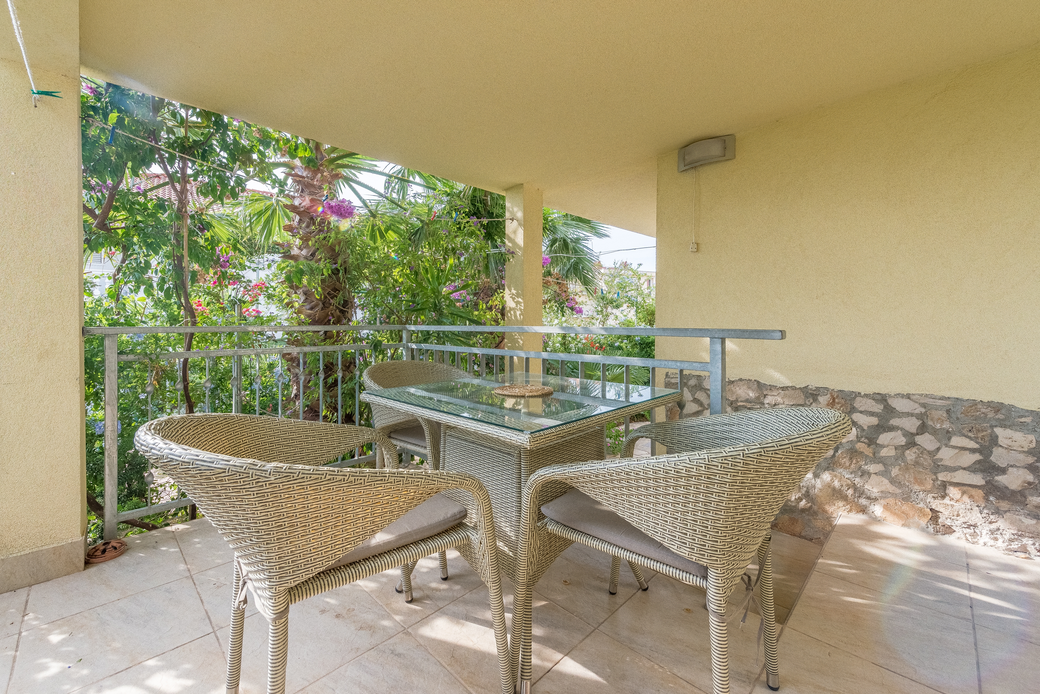 One bedroom apartment with terrace and sea view Bušinci, Čiovo (A-7560-c)