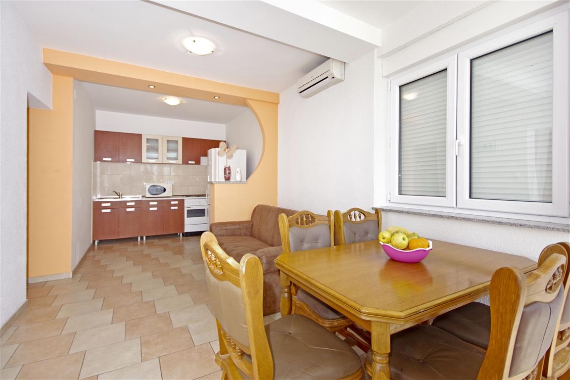 Top Omiš Dugi Rat Top Omiš Dugi Rat