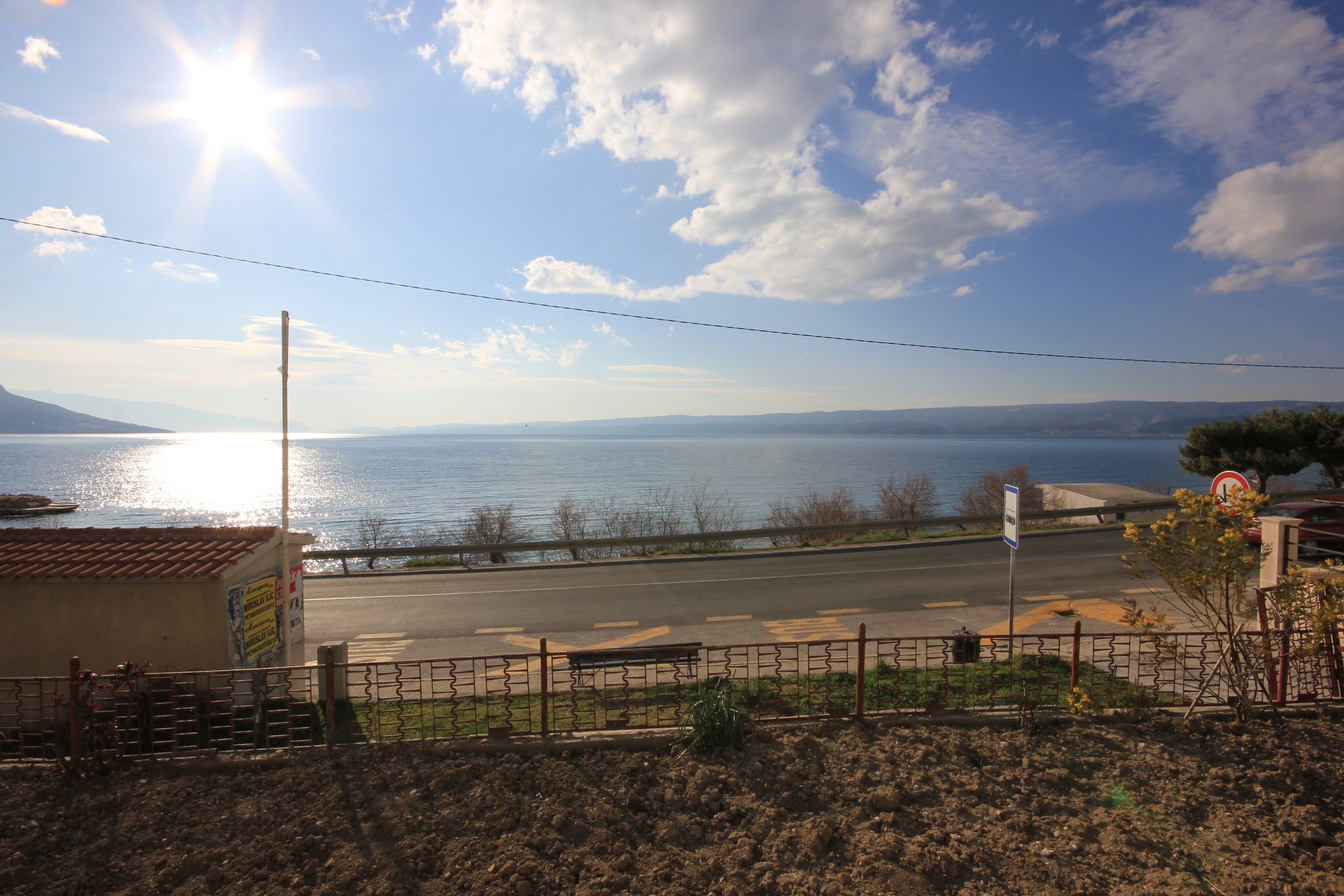 One bedroom apartment near beach Dugi Rat, Omiš  A-b
