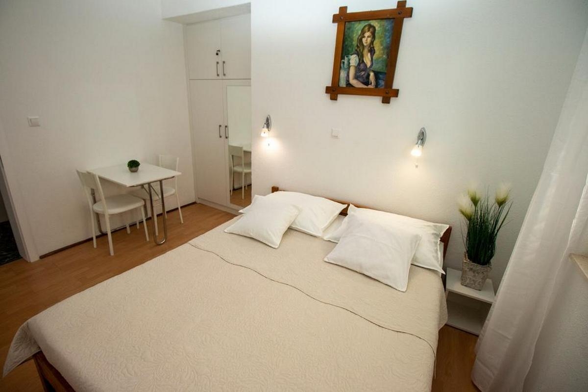 Three bedroom apartment with balcony and sea view Duće, Omiš  A-a