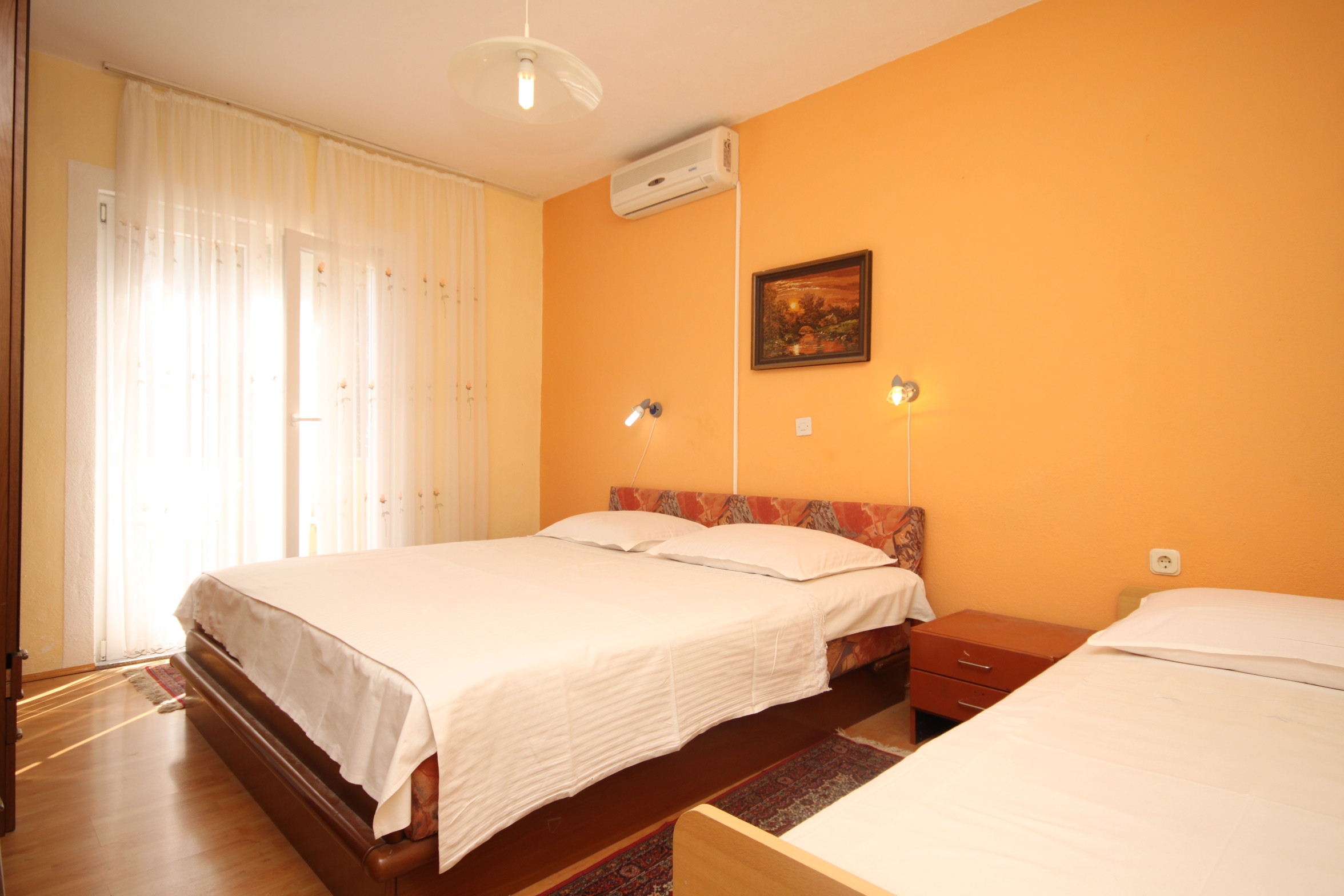 Three bedroom apartment with terrace and sea view Slatine, Čiovo  A-a