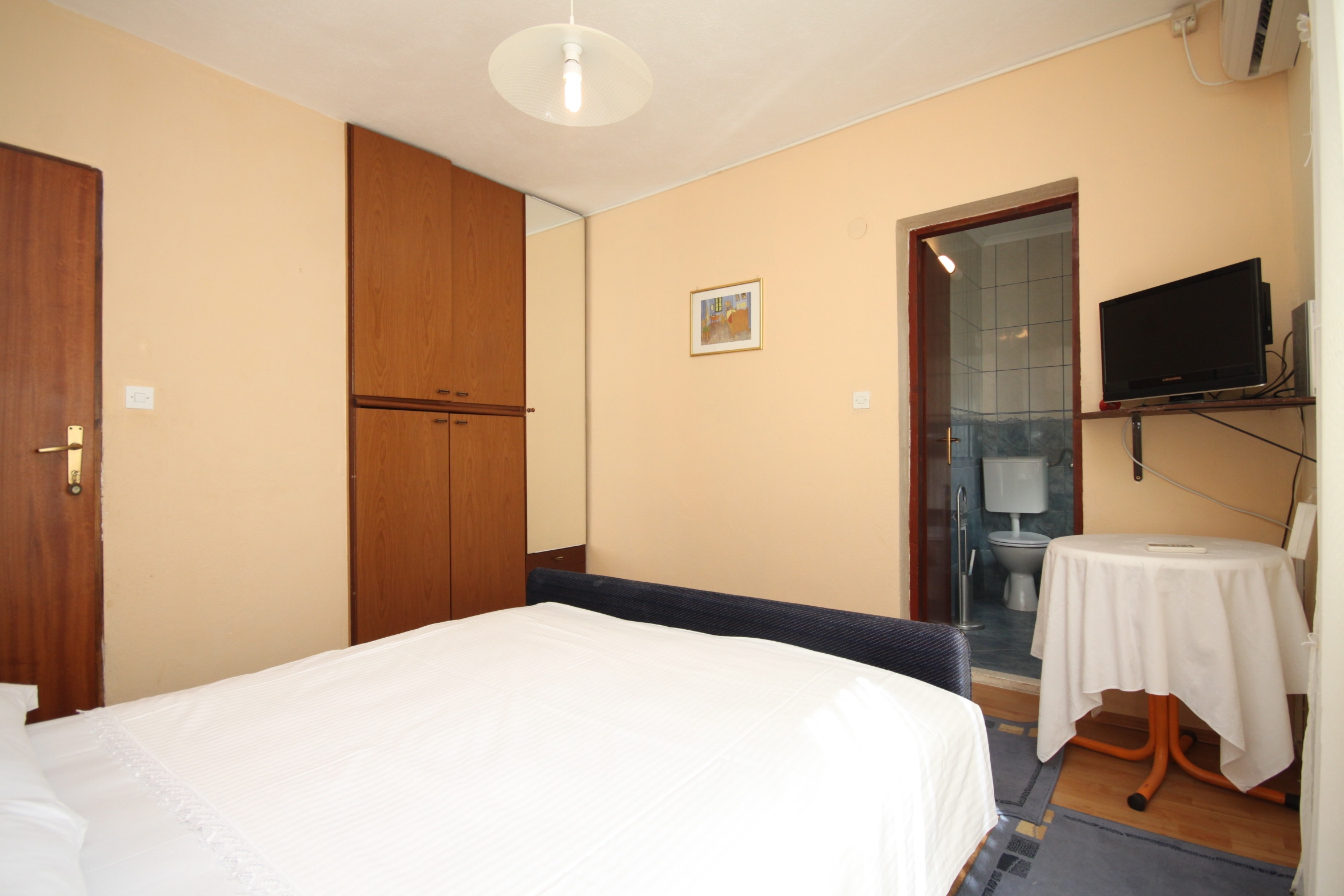 Three bedroom apartment with terrace and sea view Slatine, Čiovo  A-a