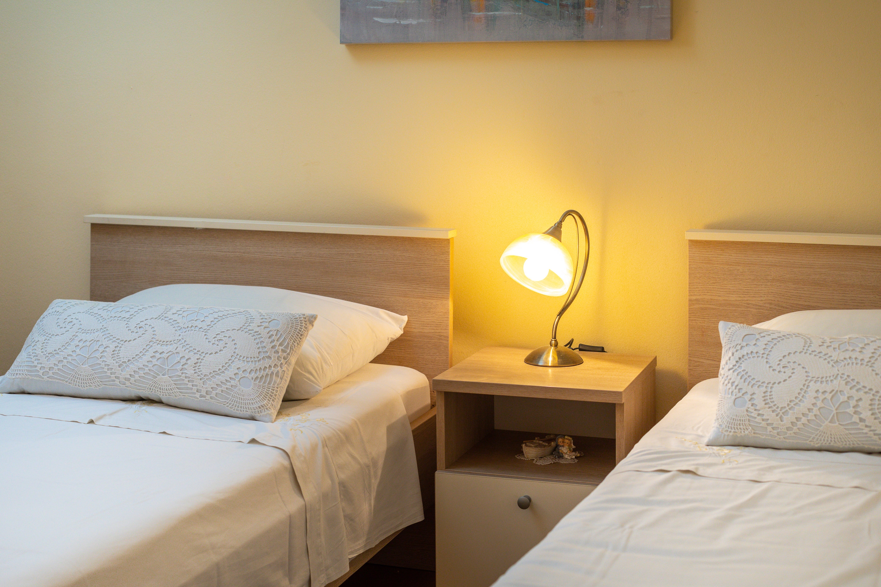 One bedroom apartment with air-conditioning Split (A-7596-a) One bedroom apartment with air-conditioning Split (A-7596-a)