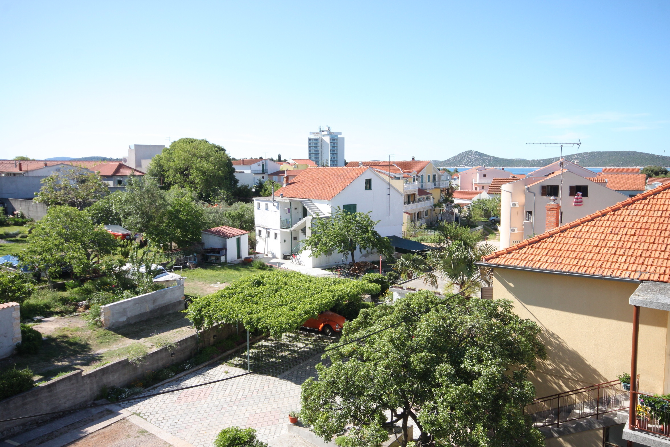 One bedroom apartment with terrace and sea view Vodice  A-b