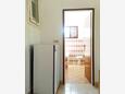 Ražanj, Chodba 1 v ubytování typu apartment, s klimatizací, domácí mazlíčci povoleni a WiFi.