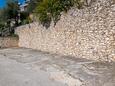 Rabac, Labin, Parkeerplaats 7622 - Appartementen with pebble beach.