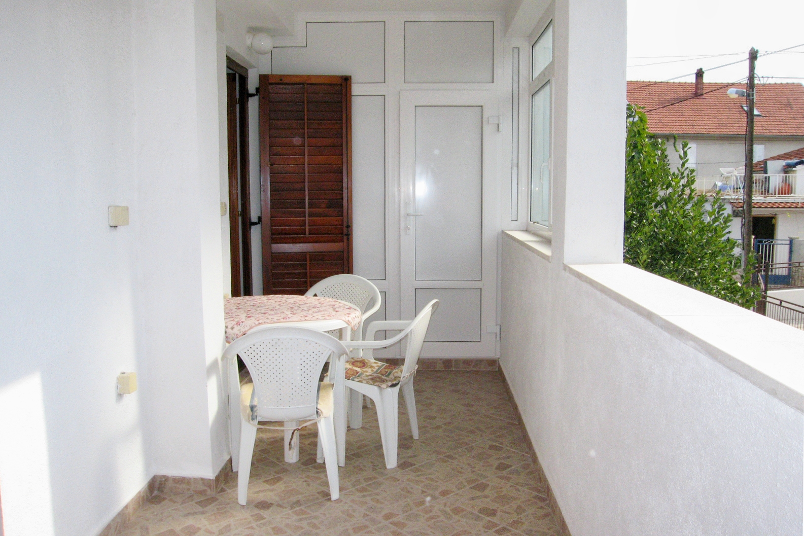 Three bedroom apartment with terrace and sea view Supetar, Brač  A-a