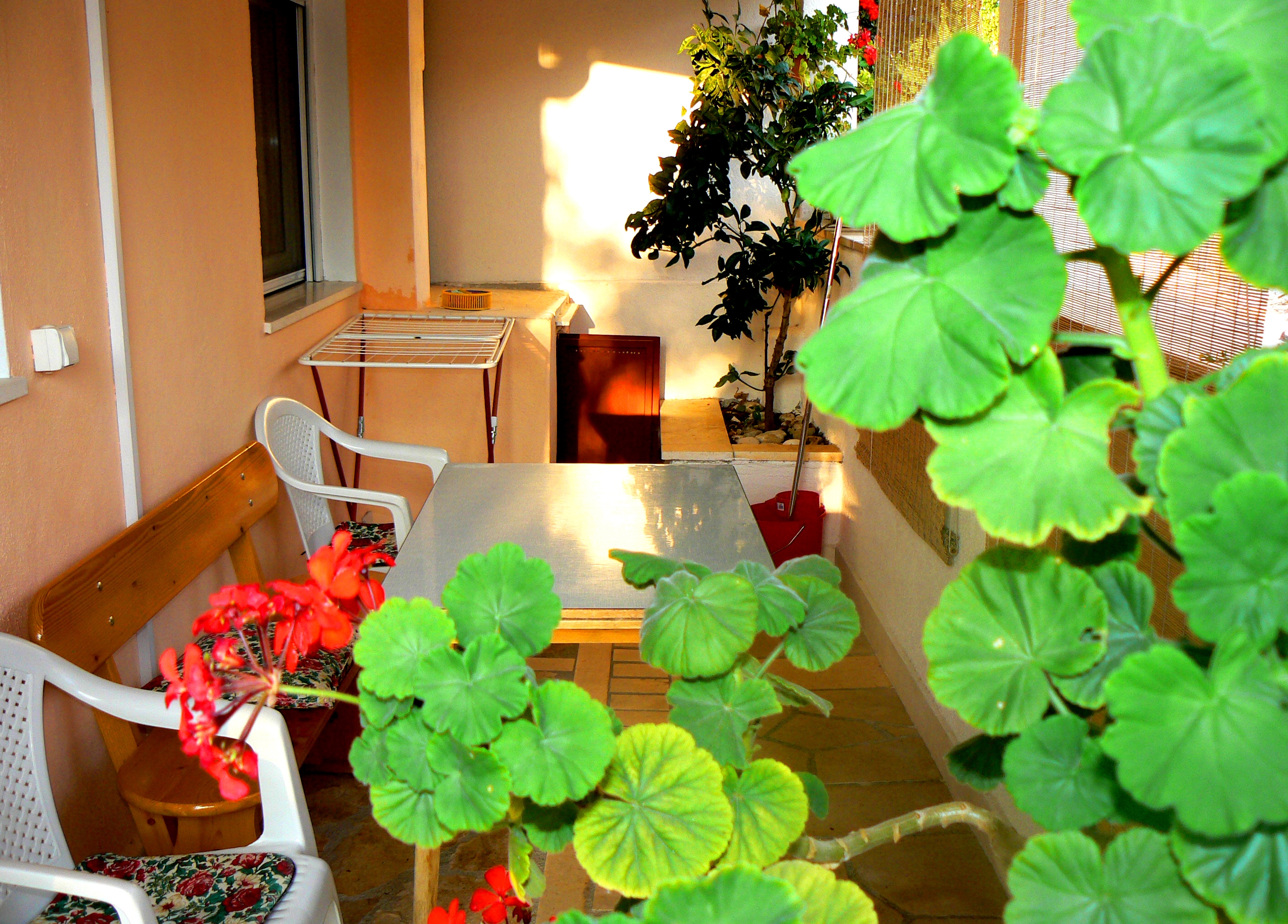 One bedroom apartment with terrace Supetar, Brač (A-7631-b)