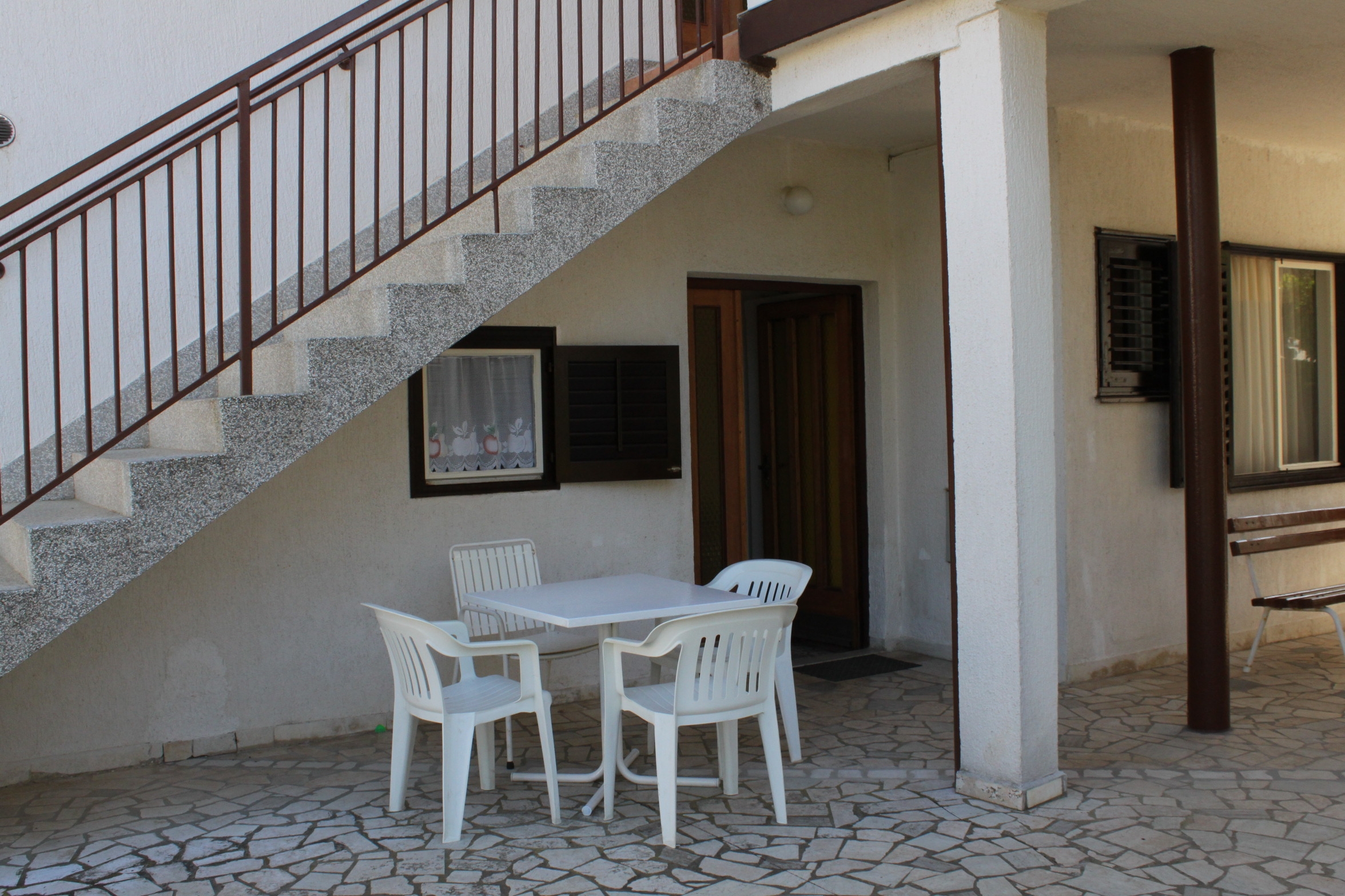 Two bedroom apartment with terrace Pula  A-a