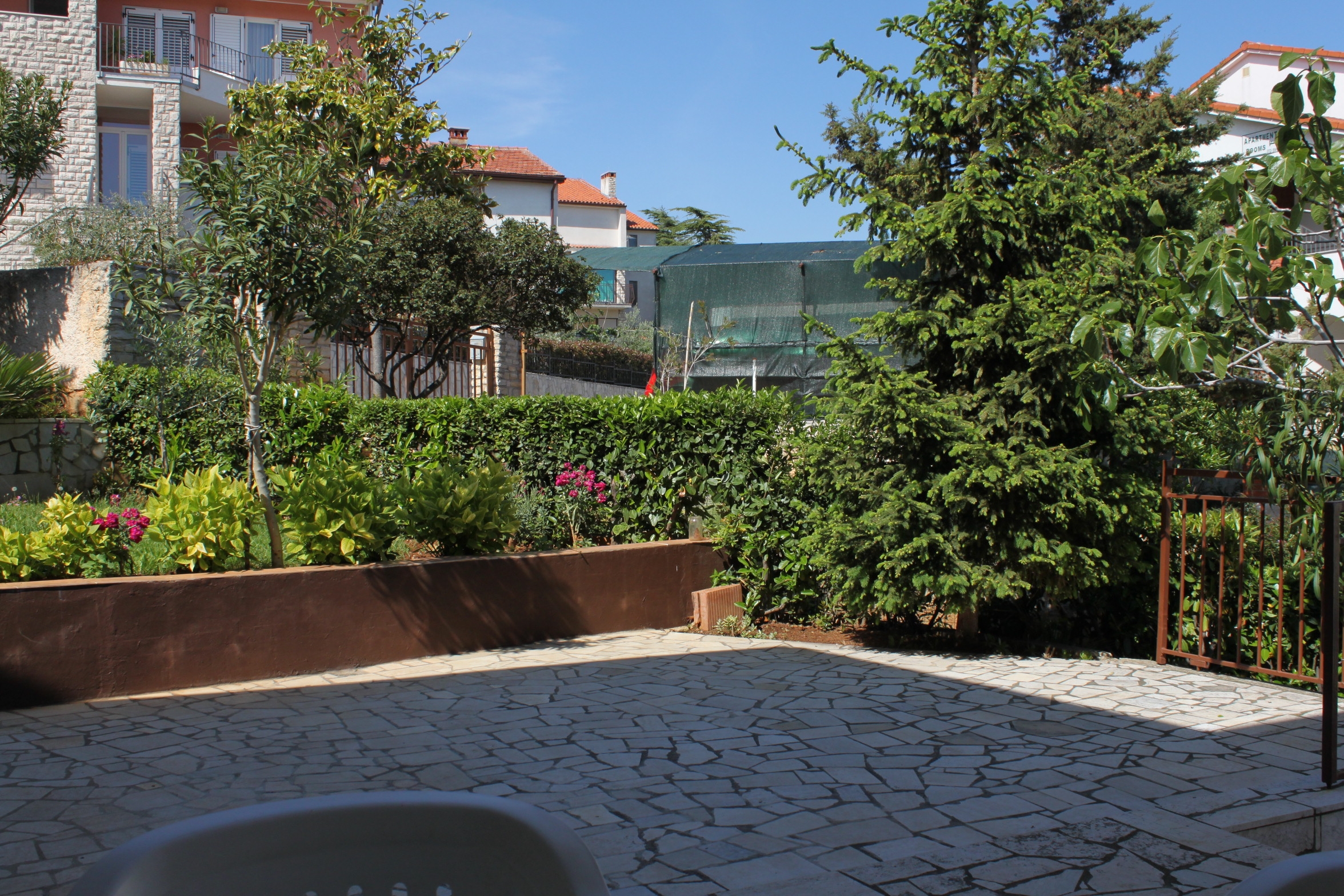 Two bedroom apartment with terrace Pula  A-a