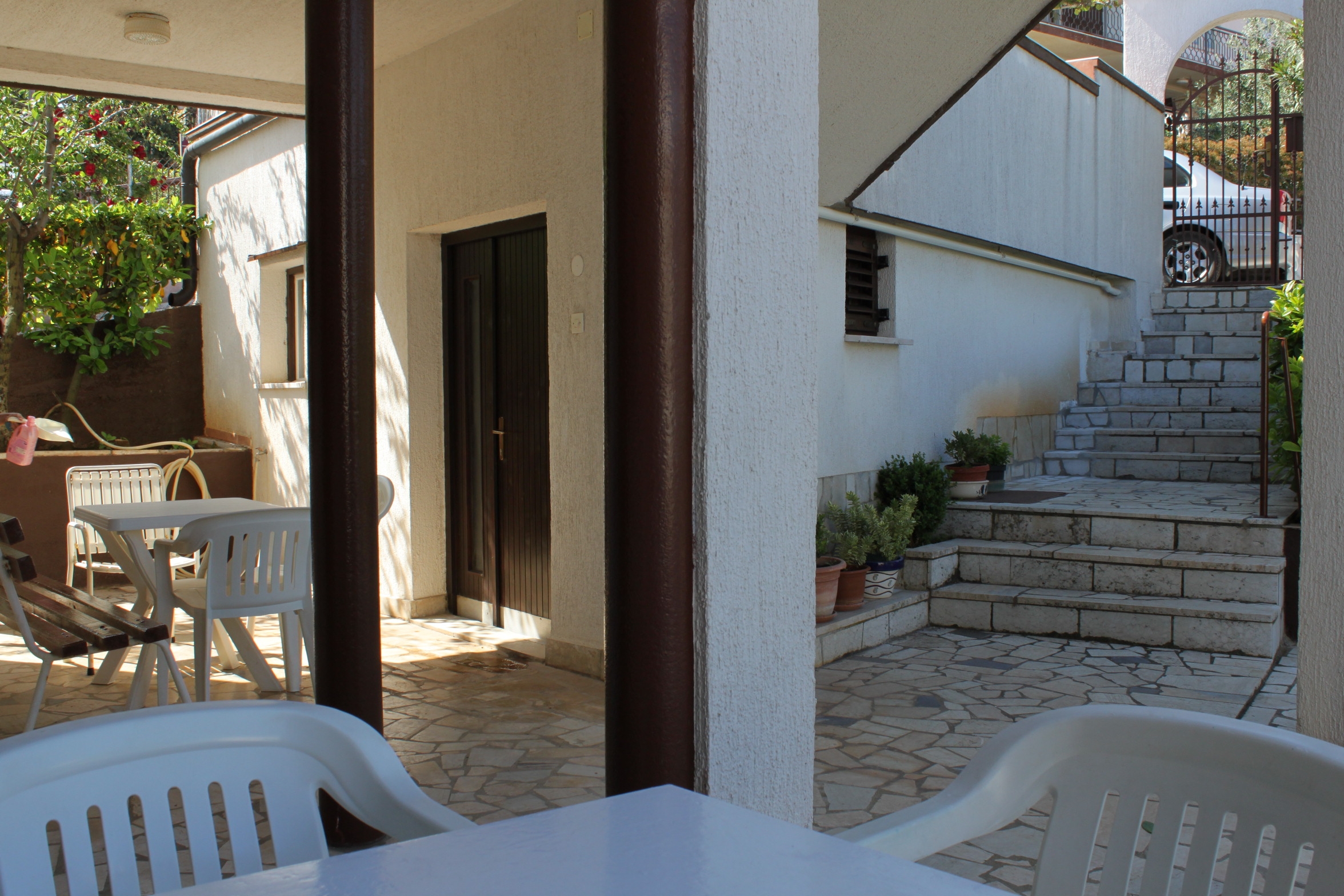Two bedroom apartment with terrace Pula  A-a