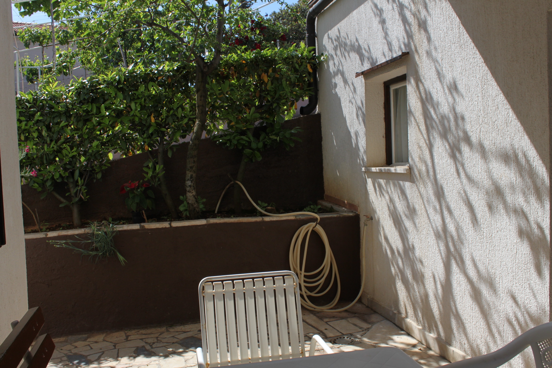 Two bedroom apartment with terrace Pula  A-b