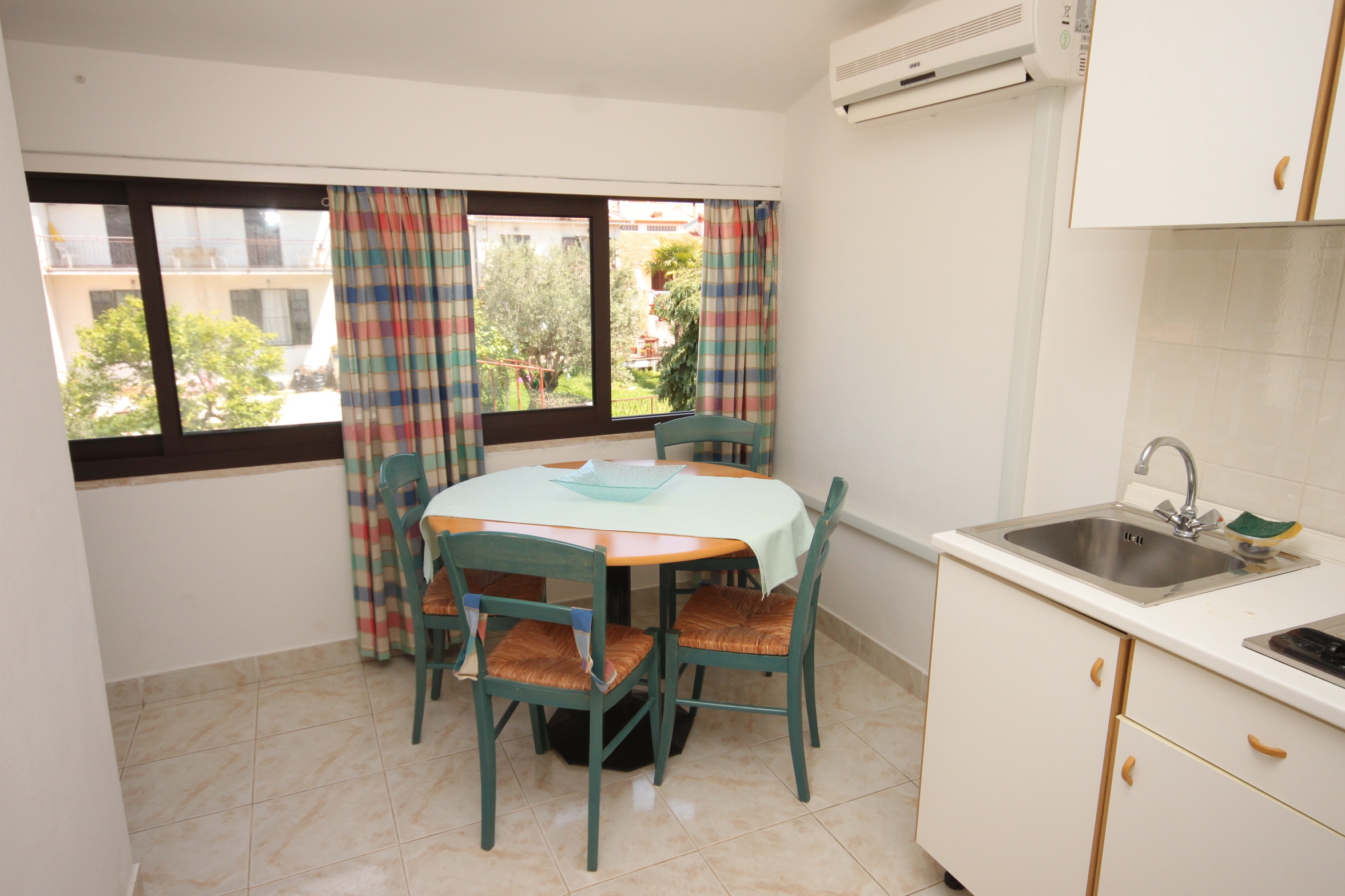 Studio flat with balcony Rovinj (AS-7656-a) Studio flat with balcony Rovinj (AS-7656-a)