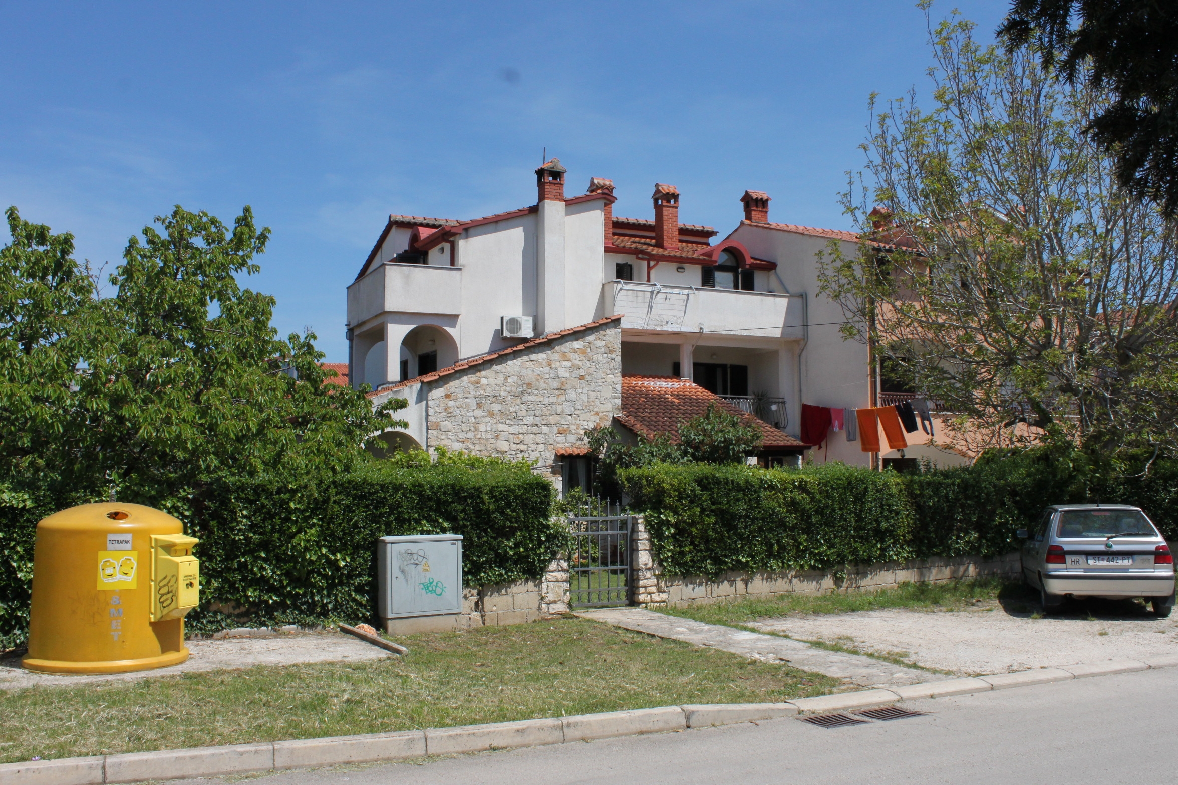 One bedroom apartment with balcony Rovinj (A-7656-b) One bedroom apartment with balcony Rovinj (A-7656-b)