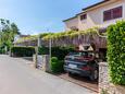 Parkeerplaats Medulin, Medulin, Parkeerplaats 7657 - Appartementen with pebble beach.