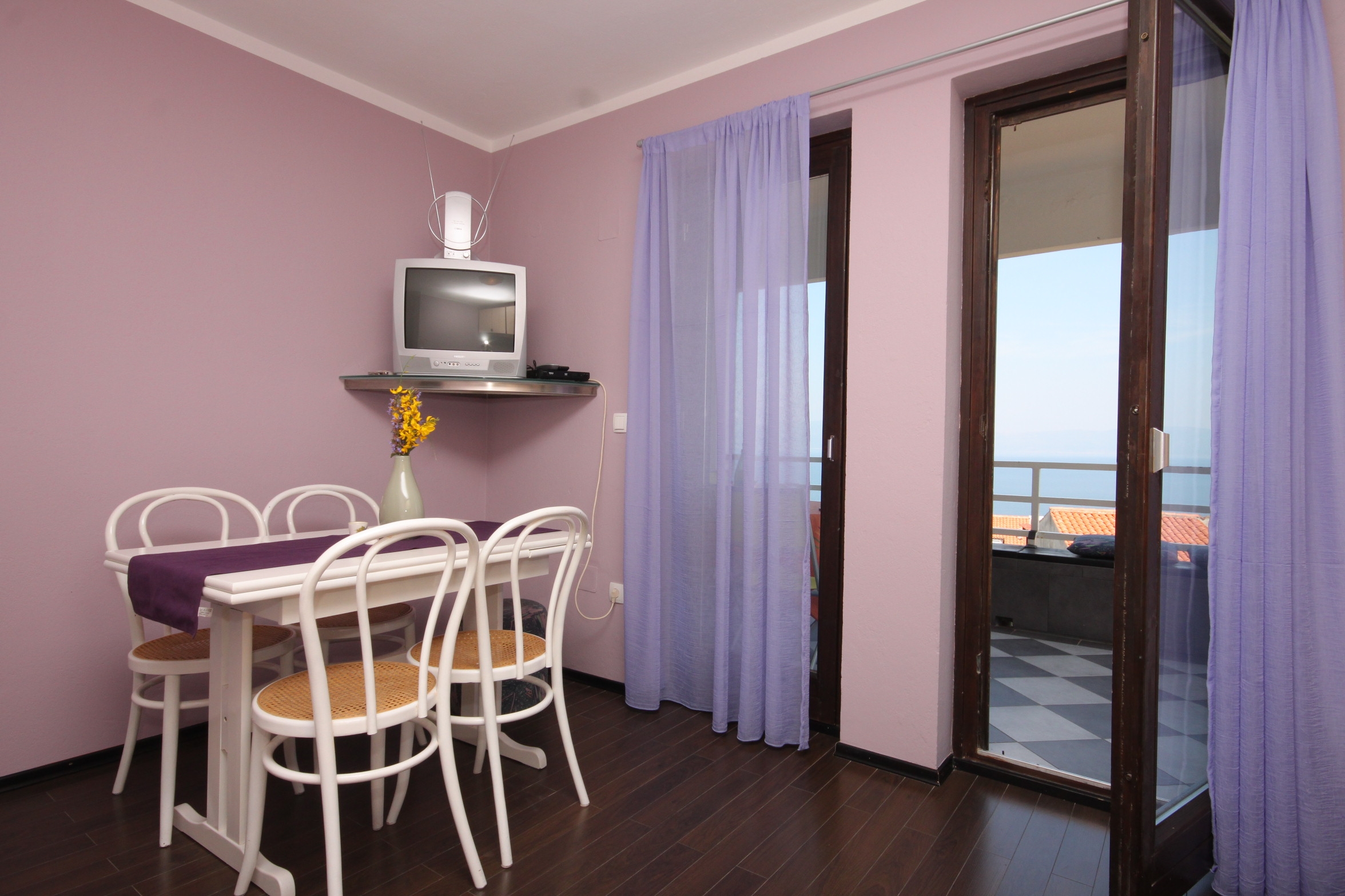 One bedroom apartment with terrace and sea view Ravni, Labin  A-a