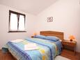 Umag, Bedroom in the apartment, (pet friendly) and WiFi.