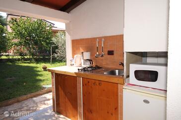 Kitchen Umag, Kitchen in the studio-apartment, dopusteni kucni ljubimci i WIFI.