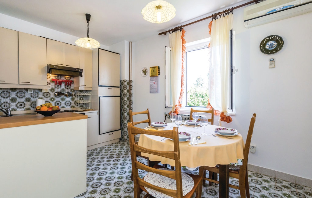 Two bedroom apartment with balcony and sea view Lovran, Opatija  A-a