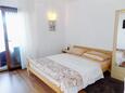 Mošćenice, Dormitorio in the studio-apartment, air condition available, (pet friendly) y WiFi.