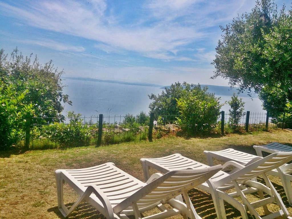 Studio flat with terrace and sea view Mošćenice, Opatija (AS-7689-c)