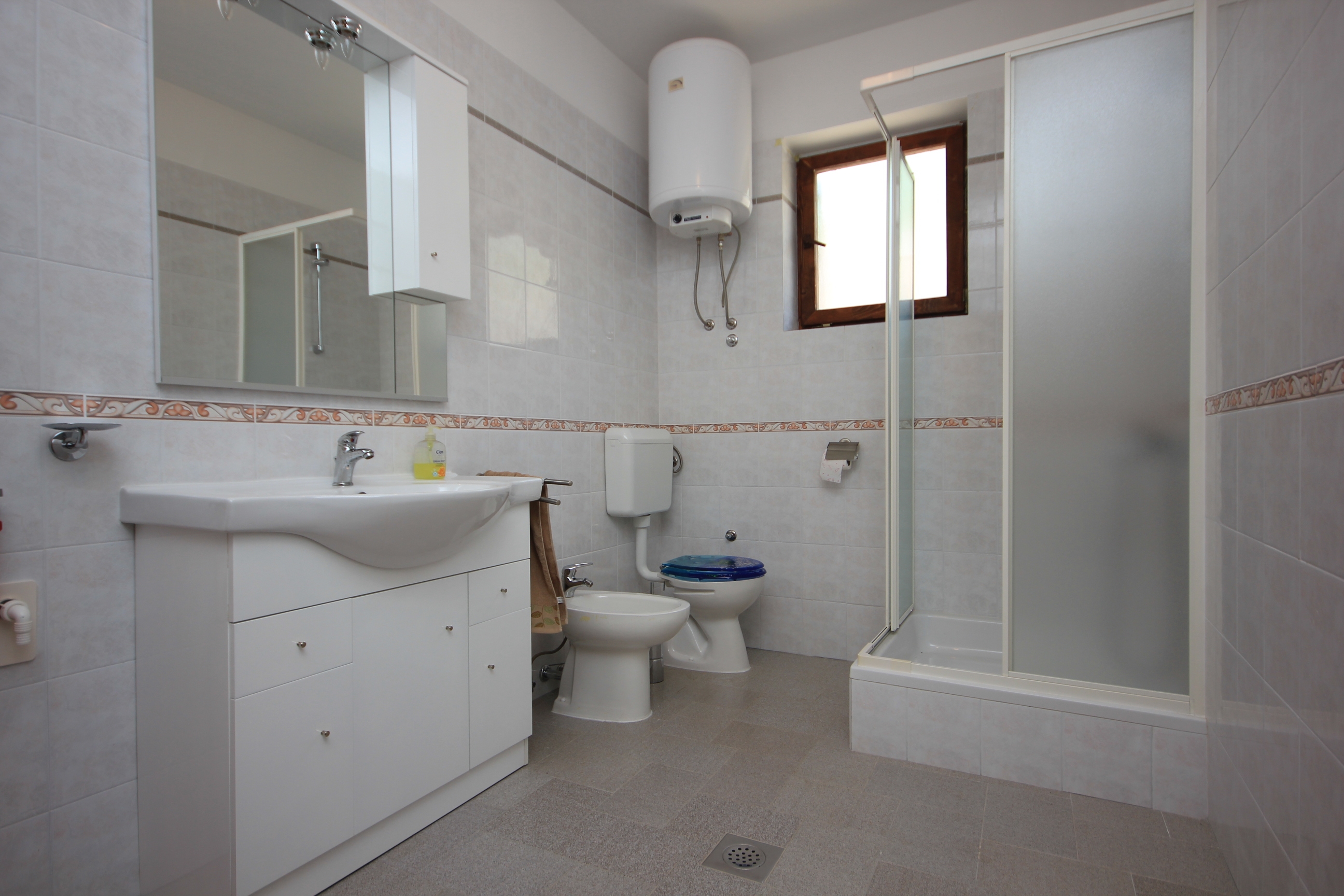 Two bedroom house with terrace and sea view Oprič, Opatija  K