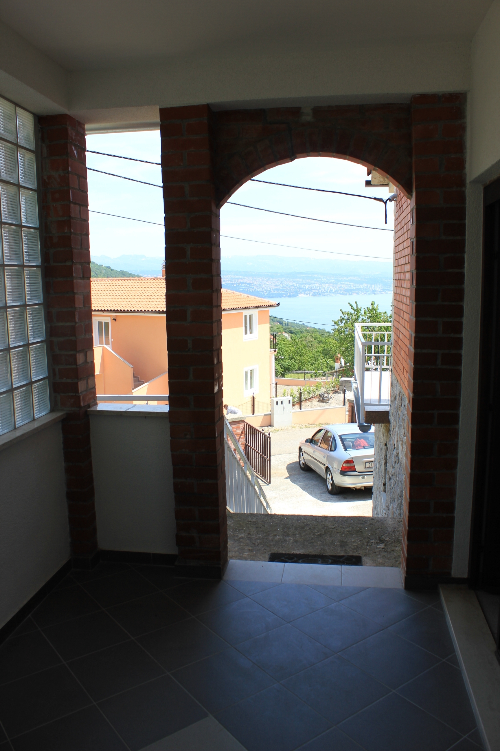 Two bedroom house with terrace and sea view Oprič, Opatija  K