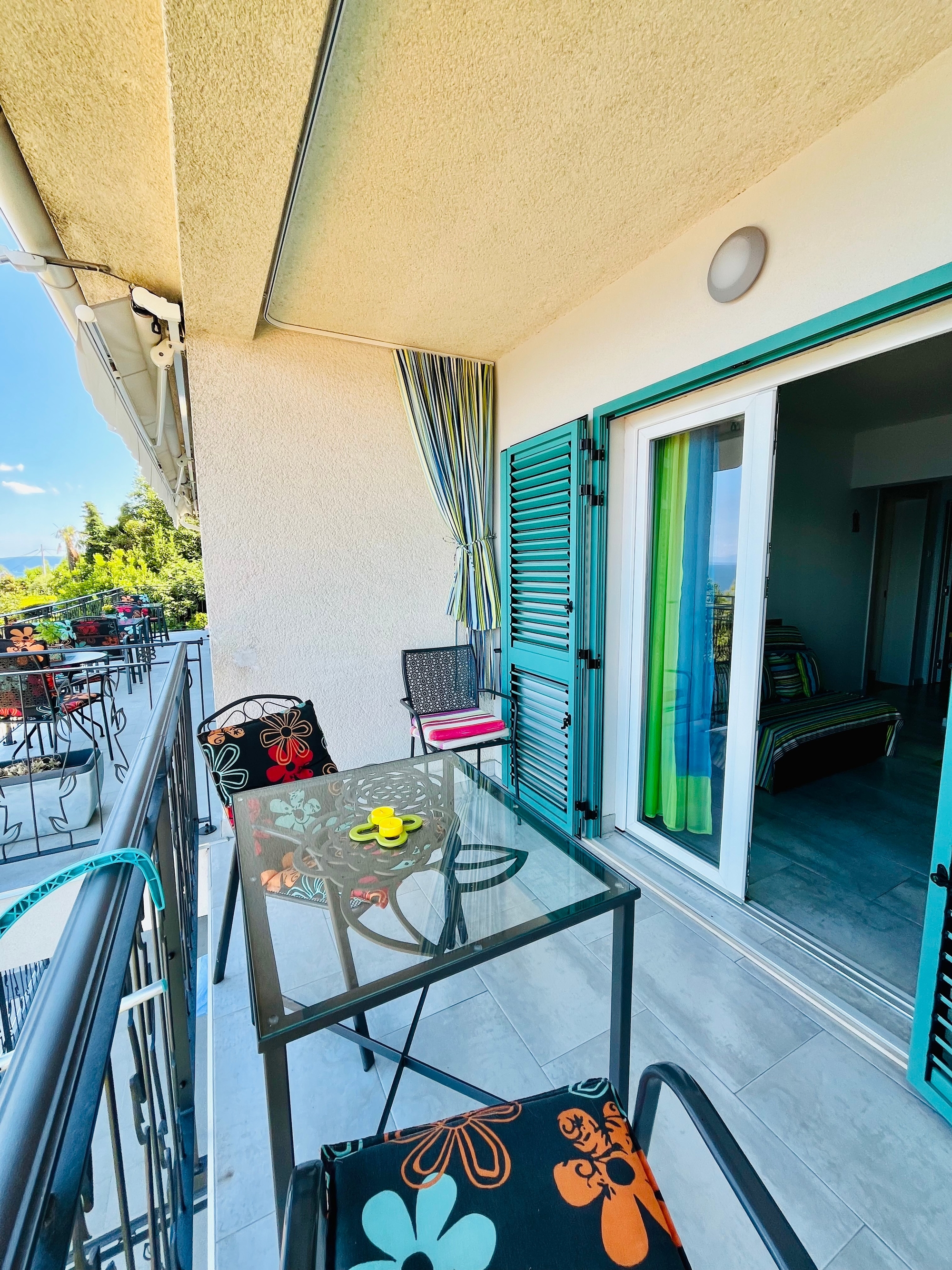 One bedroom apartment with terrace and sea view Medveja, Opatija  A-a