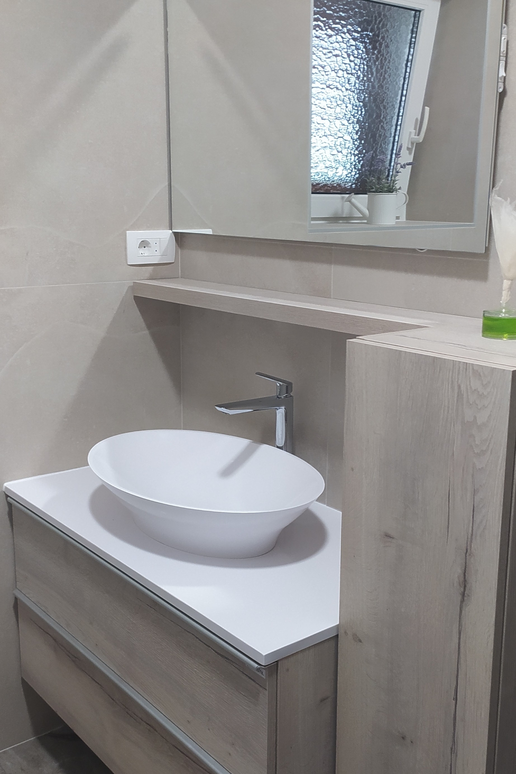 Three bedroom apartment near beach Medveja, Opatija  A-a