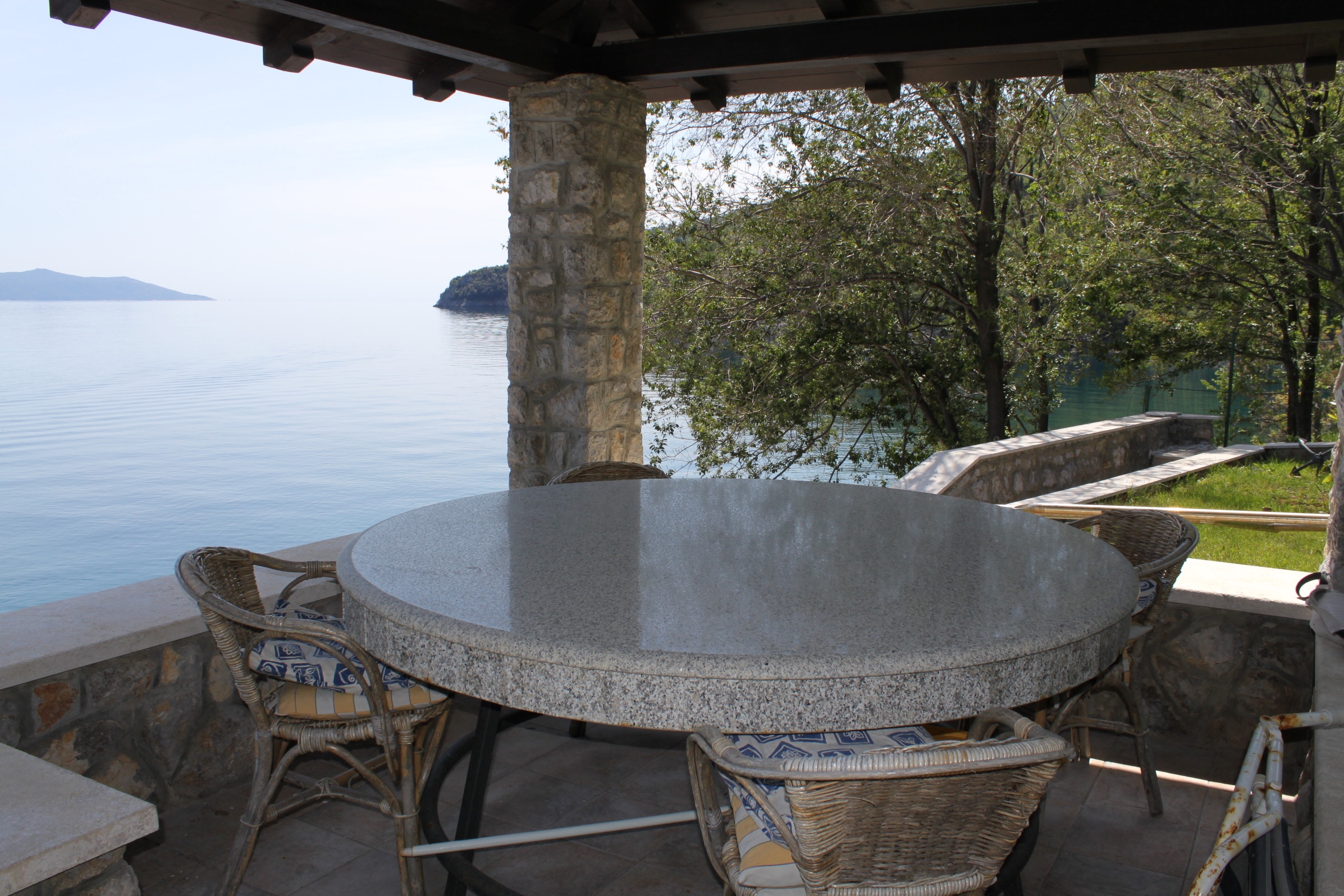 One bedroom apartment near beach Medveja, Opatija (A-7722-b)