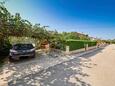 Parking lot Umag, Umag, Parking lot 7735 - Apartments with sandy beach.