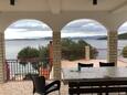 Terrace Maslinica, Terrace in the apartment, with a sea view, (pet friendly) and WiFi.