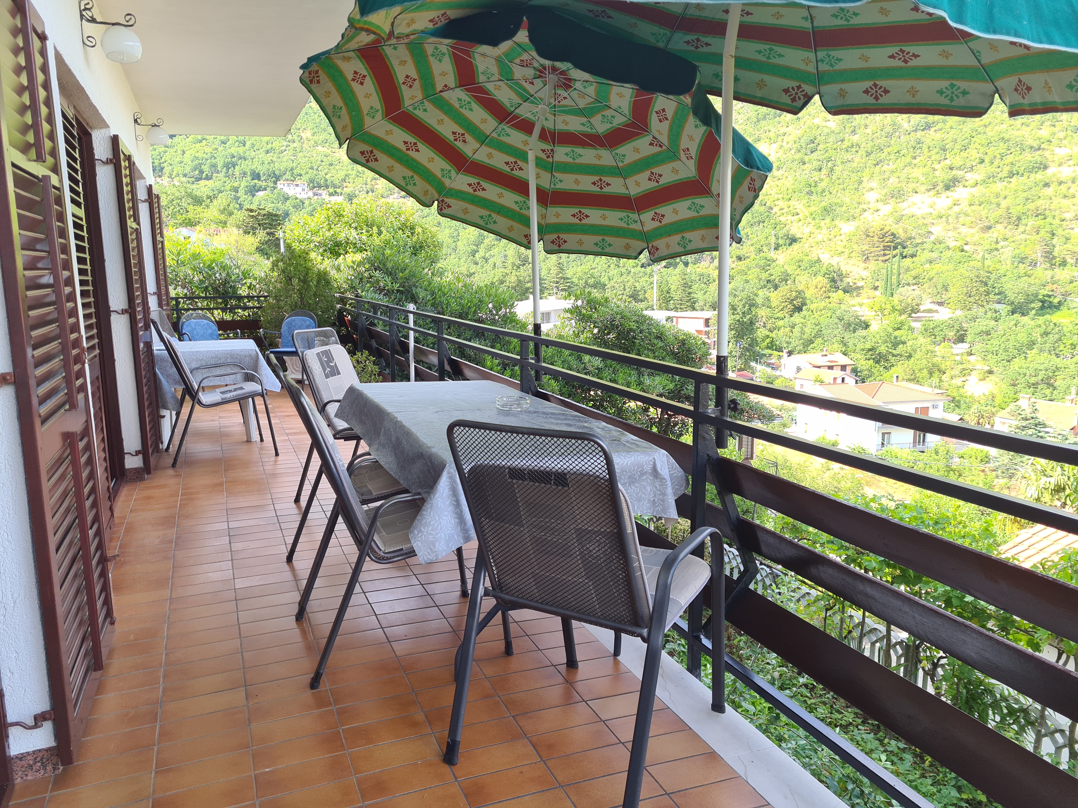 Three bedroom apartment with terrace and sea view Mošćenička Draga, Opatija  A-a