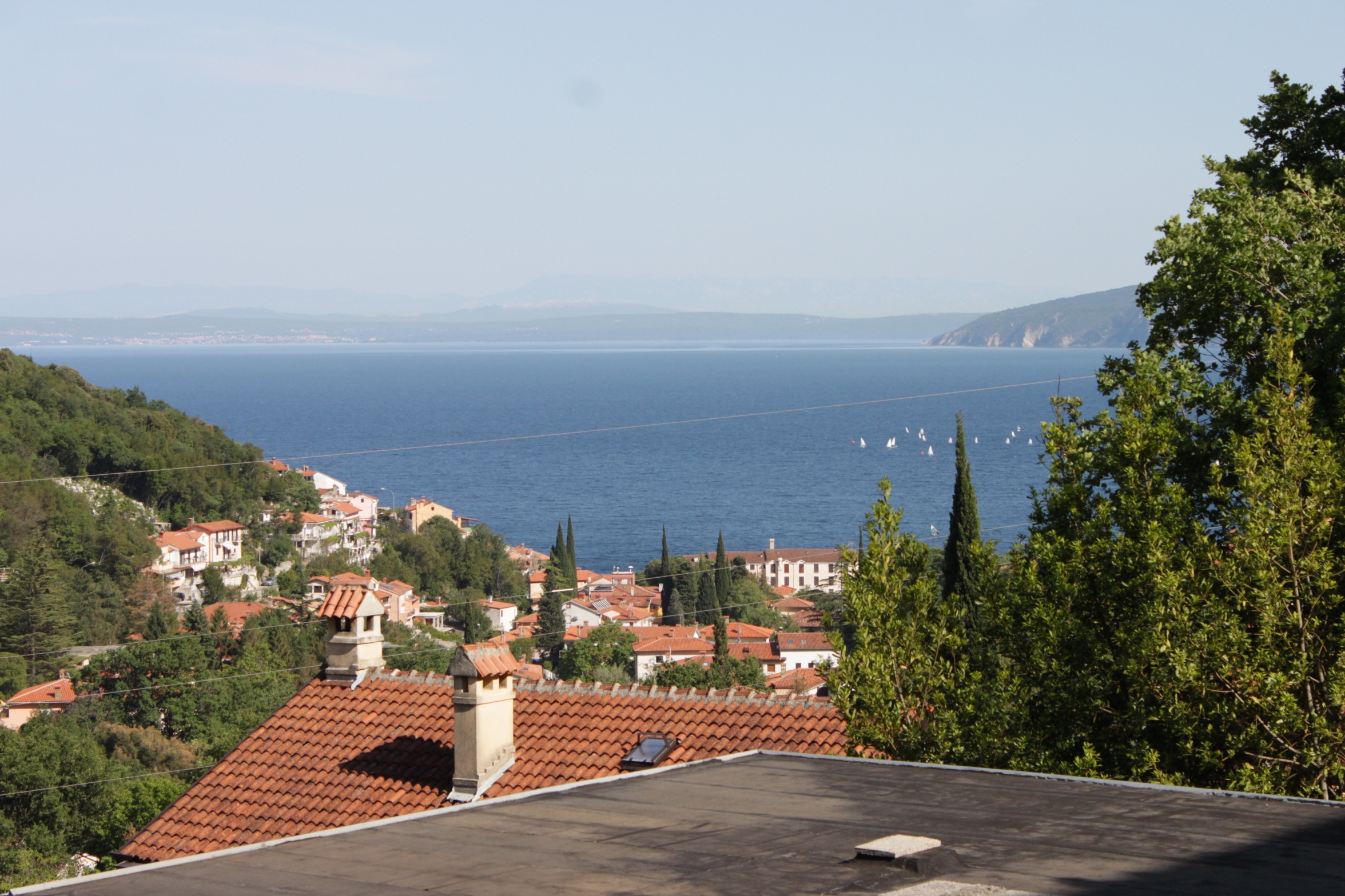 One bedroom apartment with terrace and sea view Mošćenička Draga, Opatija  A-b