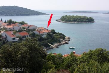 Property Maslinica, Šolta, Property 775 - Apartments near sea with rocky beach.
