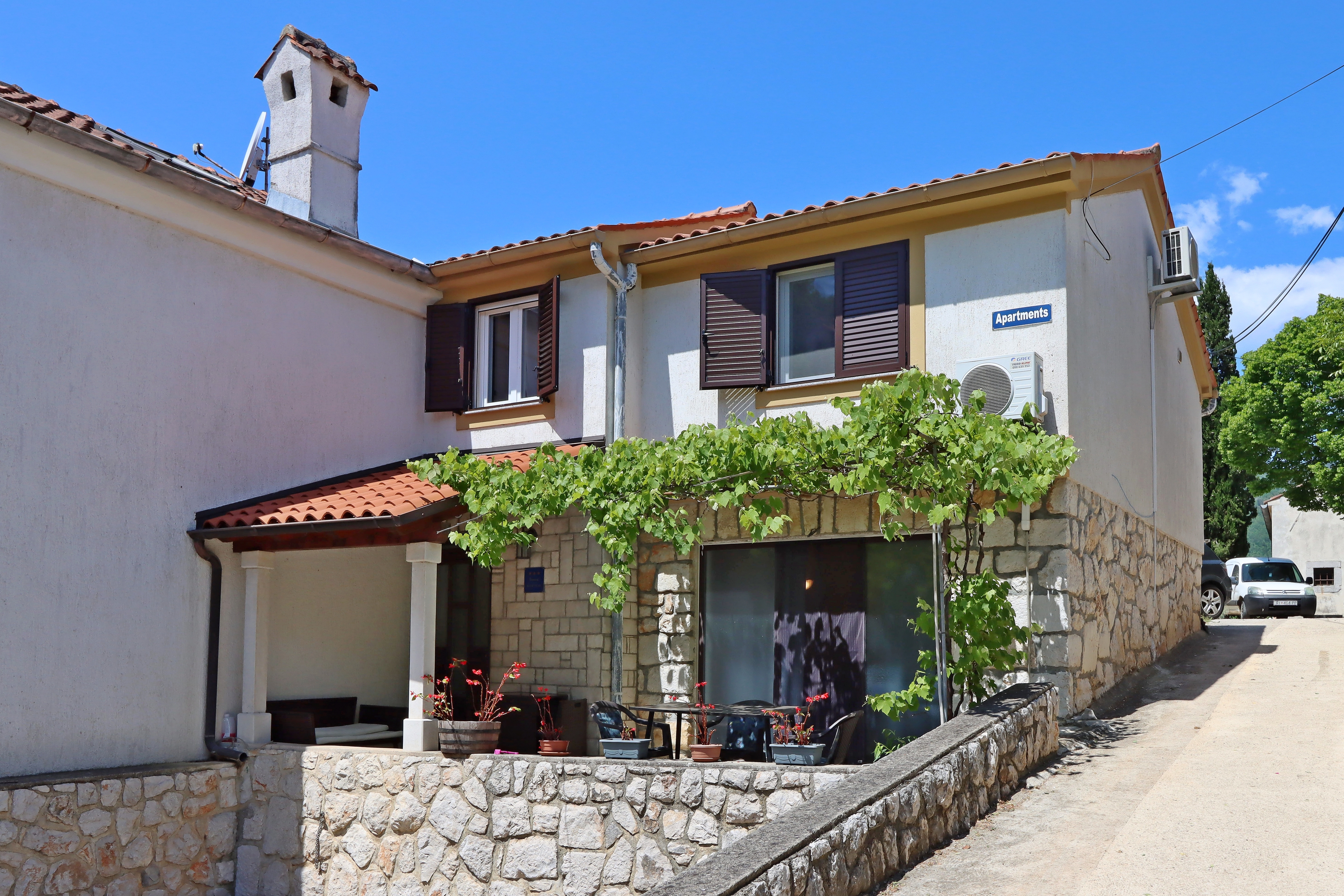 One bedroom apartment with terrace Brseč, Opatija (A-7755-b)