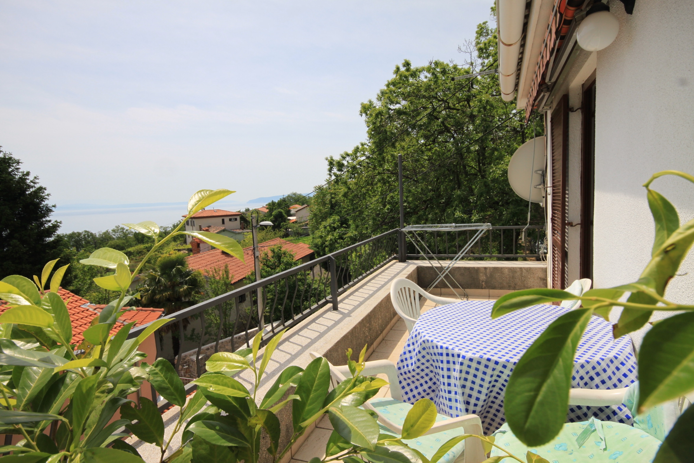 One bedroom apartment with balcony and sea view Oprič, Opatija  A-b