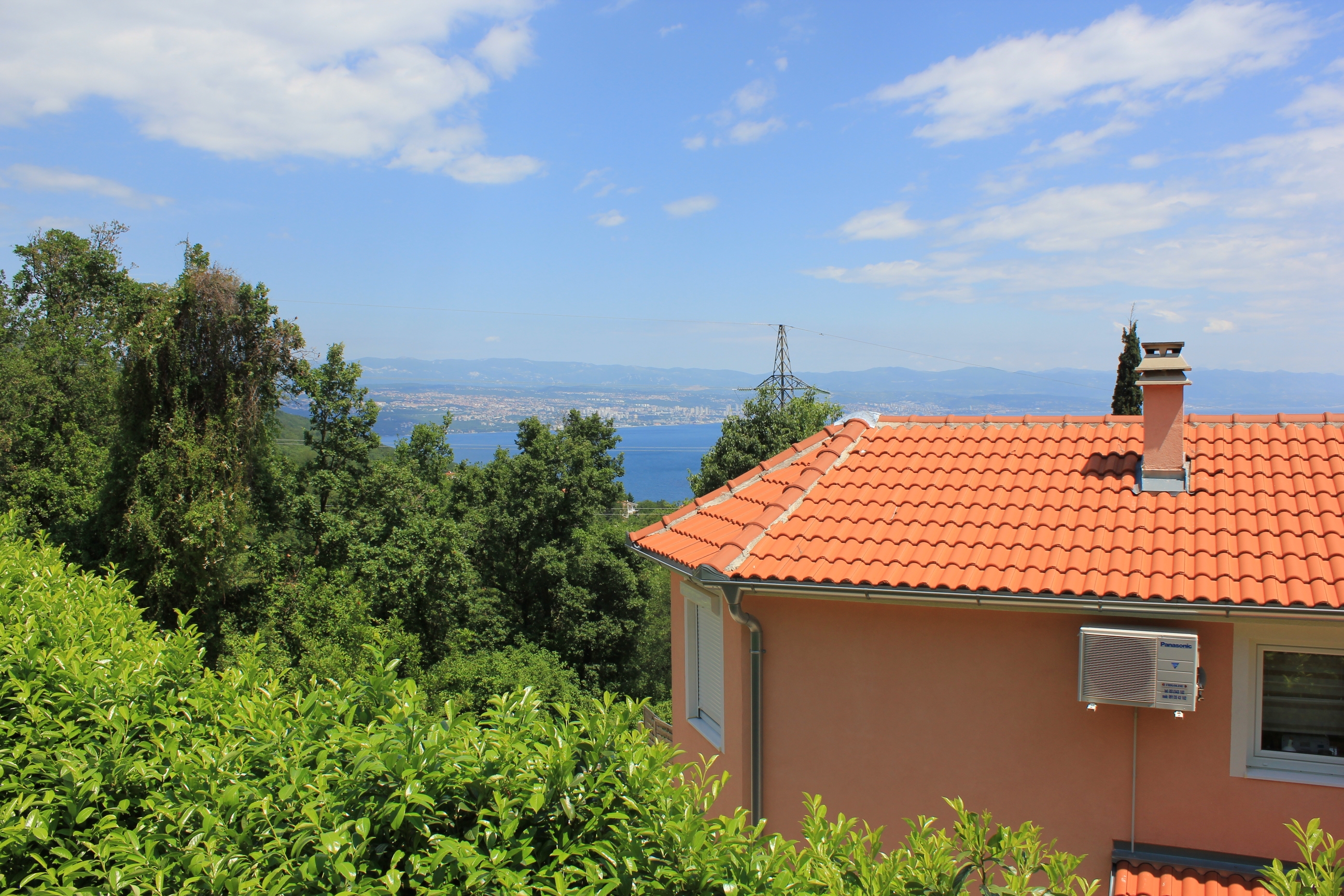 One bedroom apartment with terrace and sea view Oprič, Opatija  A-d