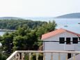 Balkon 2 - pohled Maslinica, Balkon 2 - pohled v ubytování typu apartment, WiFi.