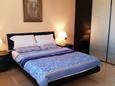 Camera da letto 1 Ičići, Camera da letto 1 nell'alloggi del tipo apartment, condizionatore disponibile, animali domestici ammessi e WiFi.