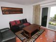 Obývací pokoj Ičići, Obývací pokoj v ubytování typu apartment, s klimatizací, domácí mazlíčci povoleni a WiFi.