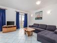 Obývací pokoj Mošćenička Draga, Obývací pokoj v ubytování typu apartment, s klimatizací, domácí mazlíčci povoleni a WiFi.