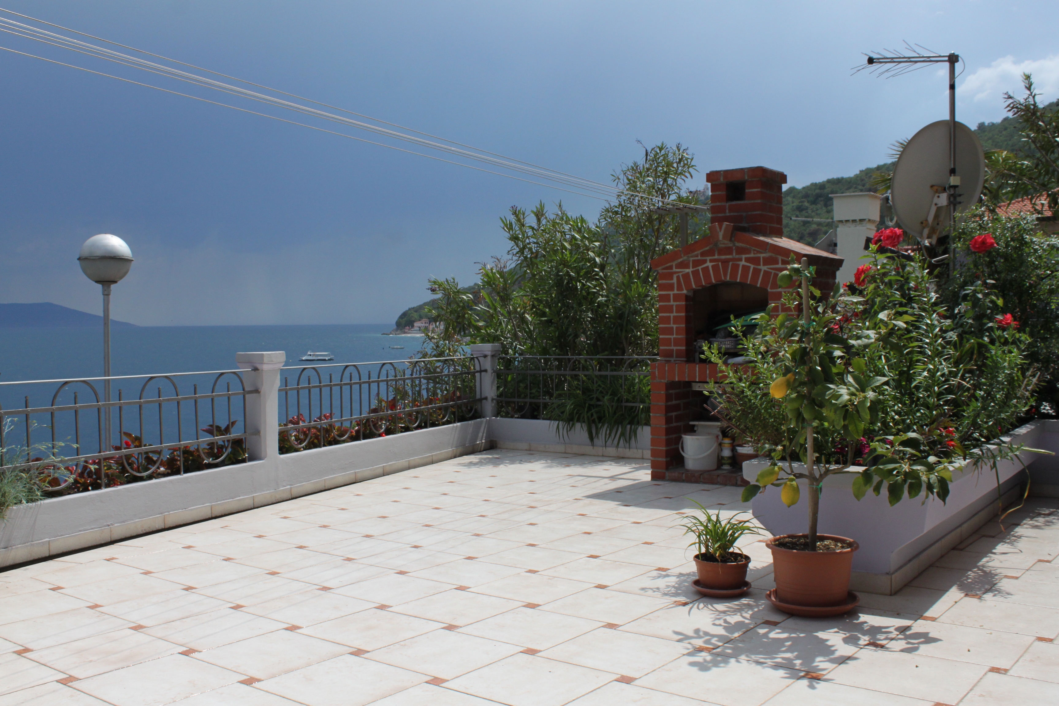 Room with air-conditioning Mošćenička Draga, Opatija (S-7767-c) Room with air-conditioning Mošćenička Draga, Opatija (S-7767-c)