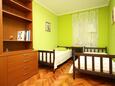 Спальня 4 Opatija - Pobri, Спальня 4 в размещении типа house, Домашние животные допускаются и WiFi.