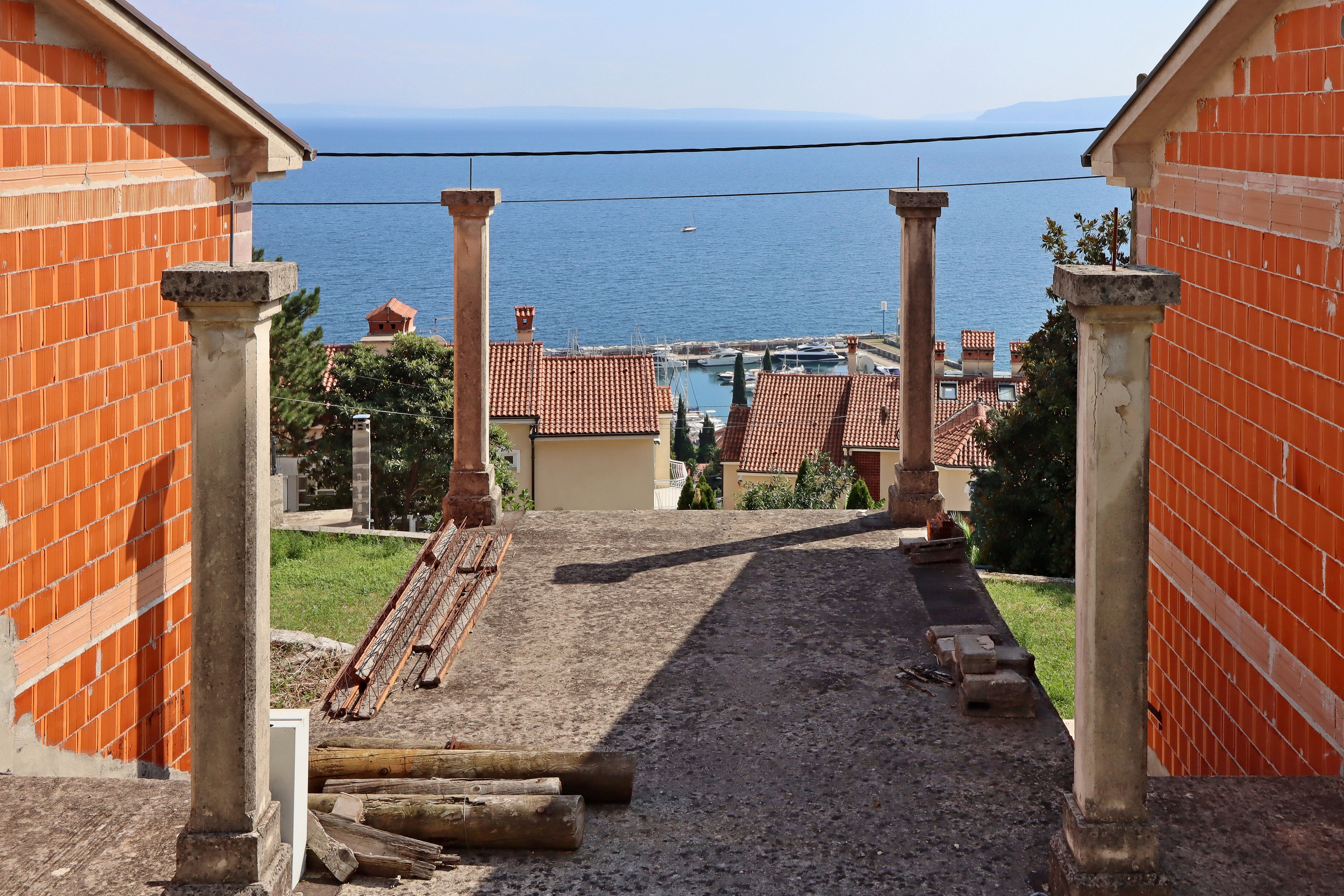 One bedroom apartment with terrace and sea view Ičići, Opatija  A-a
