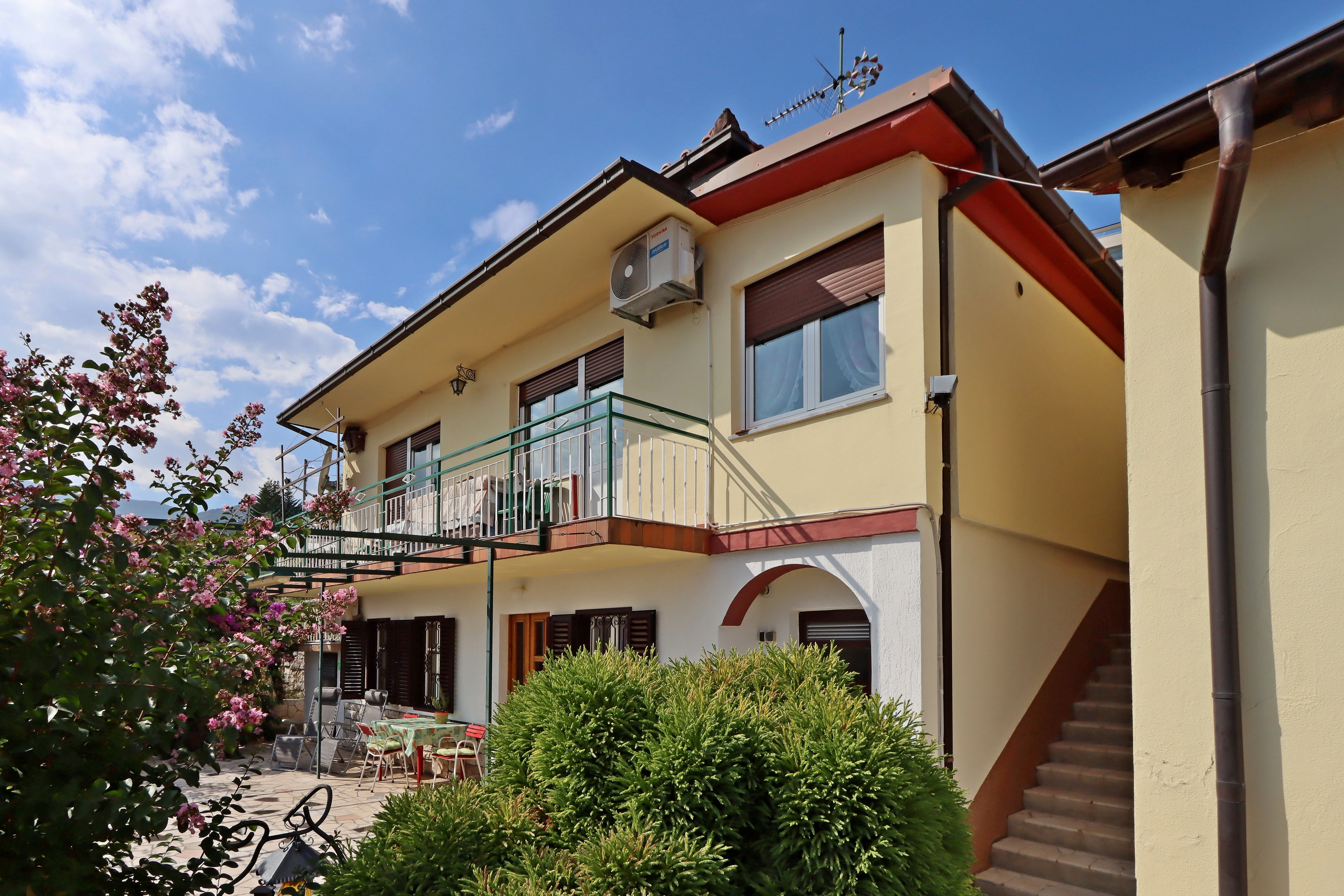 One bedroom apartment with terrace and sea view Ičići, Opatija  A-a