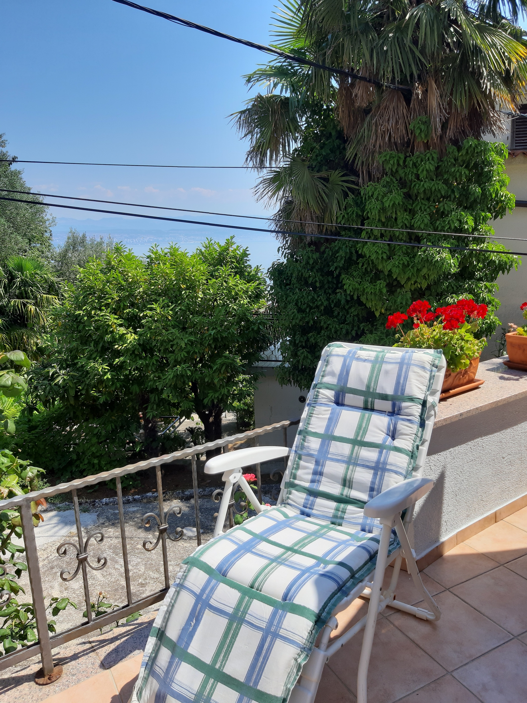 One bedroom apartment with terrace Kraj, Opatija  A-a