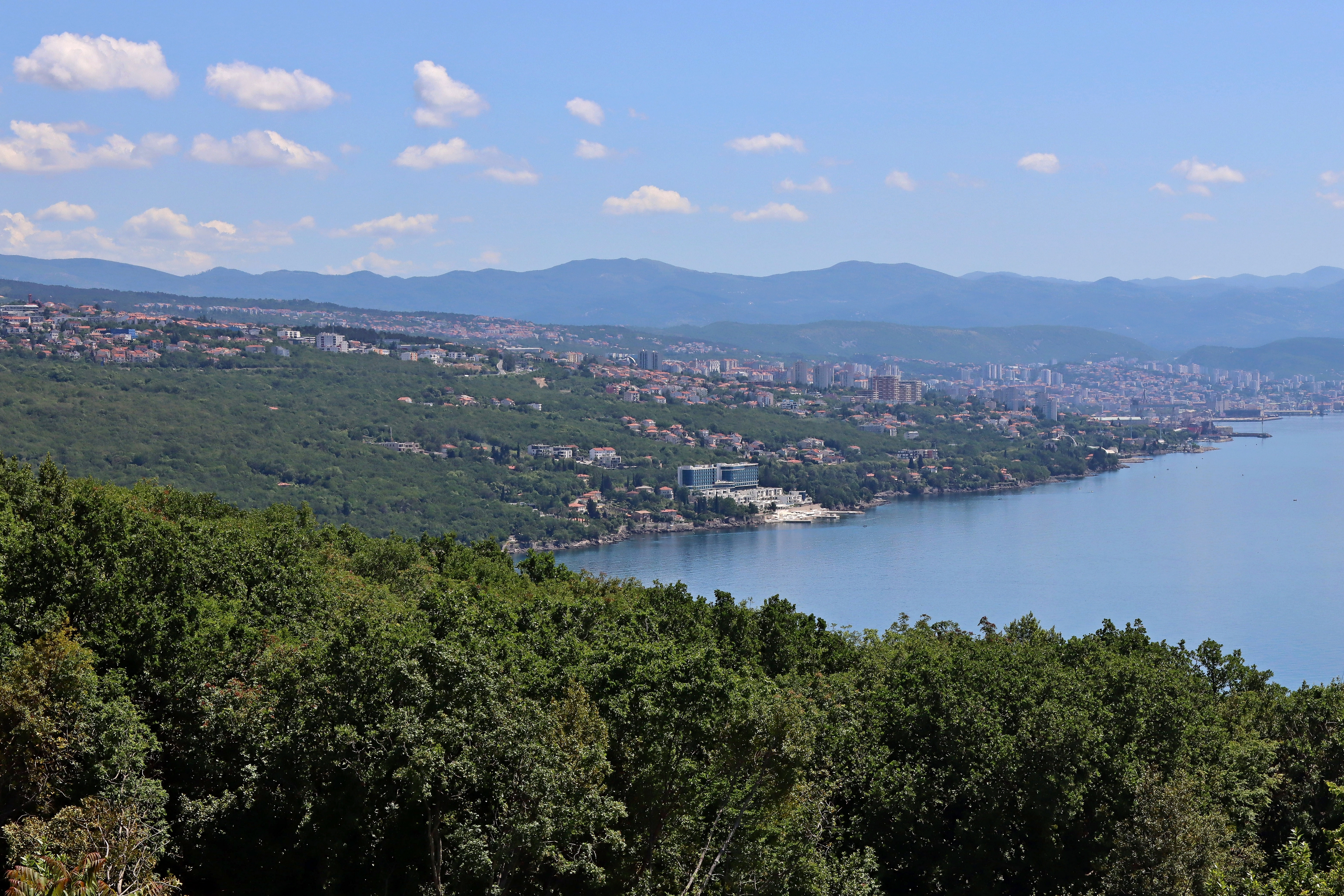 Jednosobni apartman s terasom i pogledom na more Opatija - Pobri, Opatija  A-a