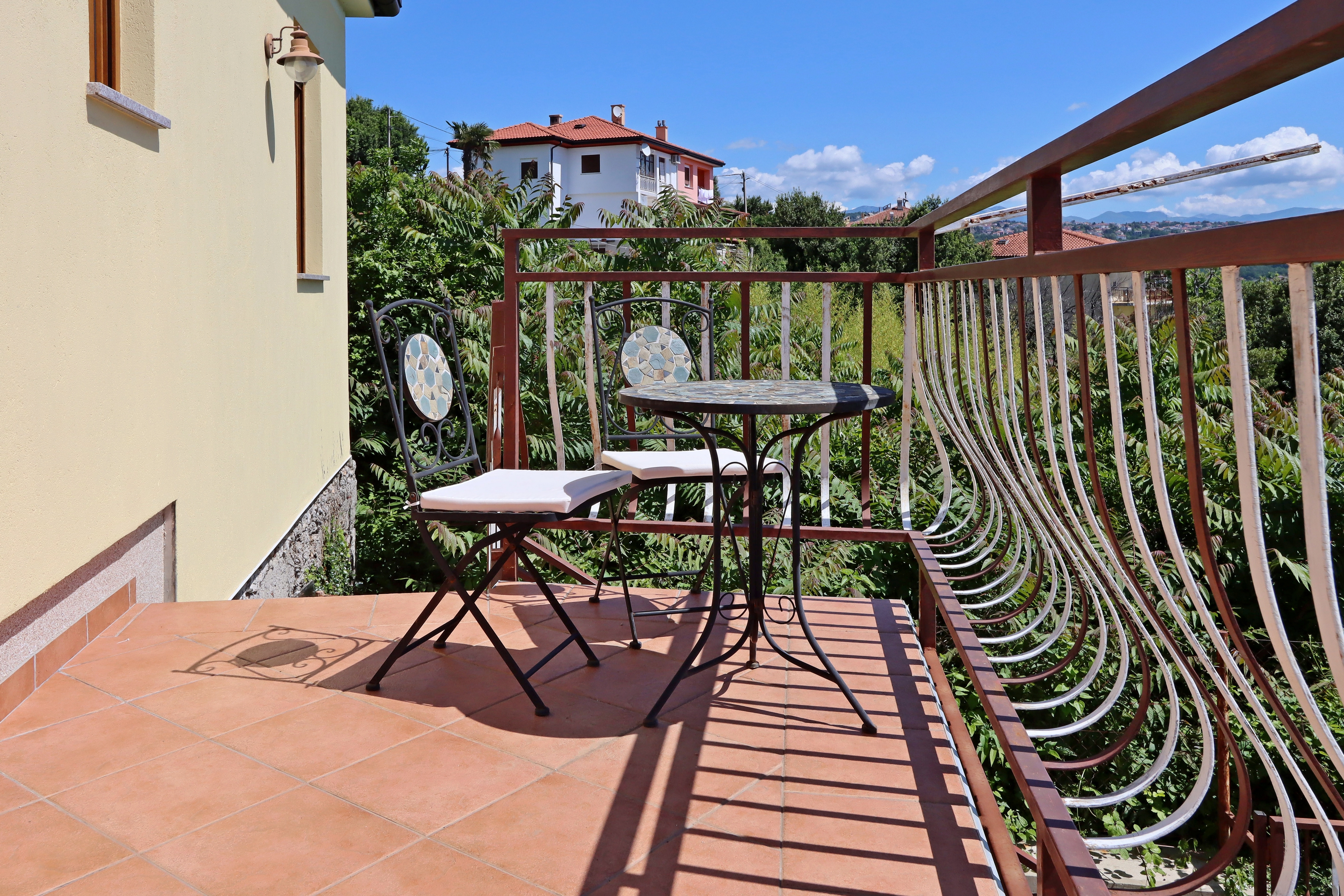 One bedroom apartment with terrace and sea view Opatija - Pobri, Opatija  A-b