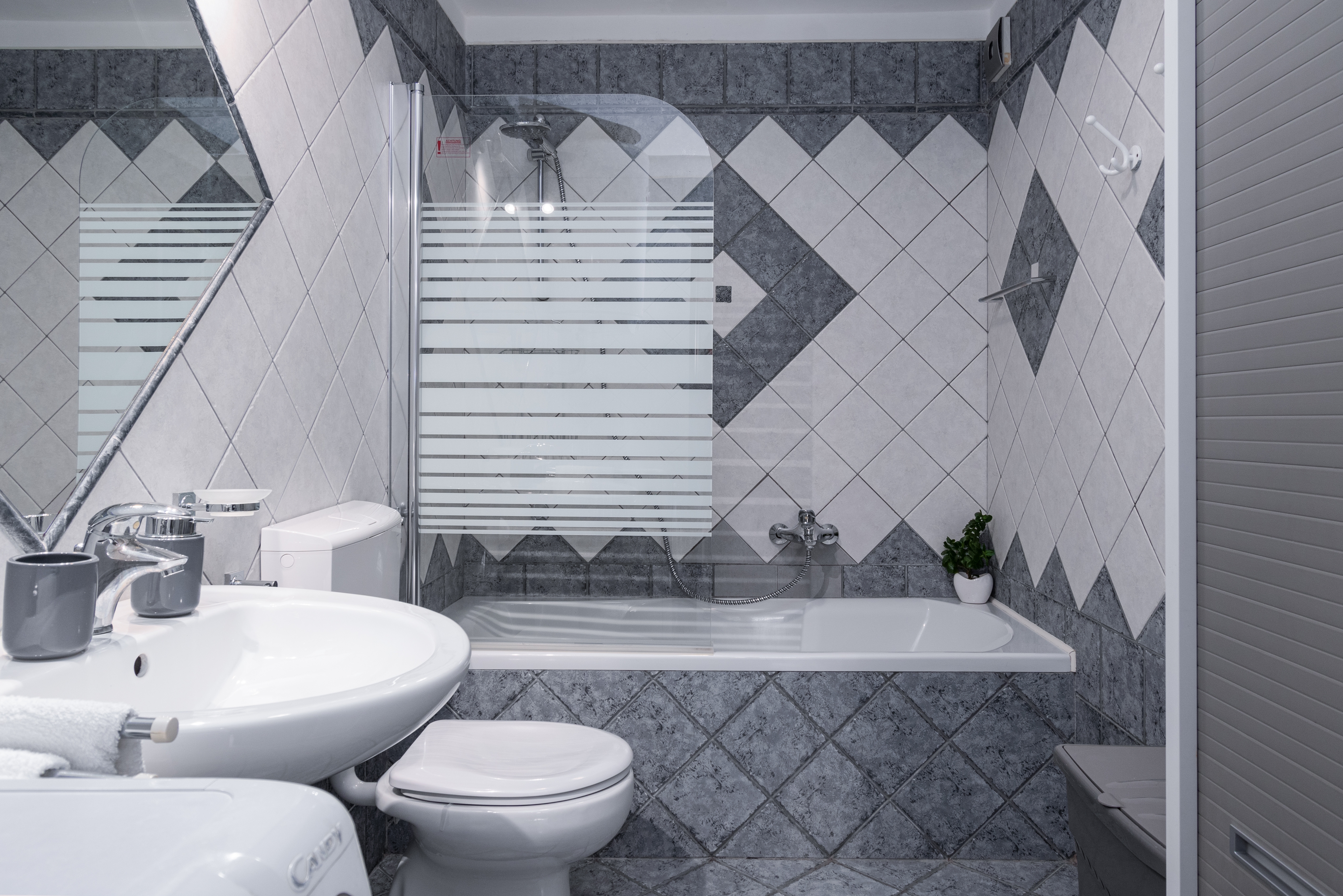 Two bedroom apartment with terrace Rijeka  A-a